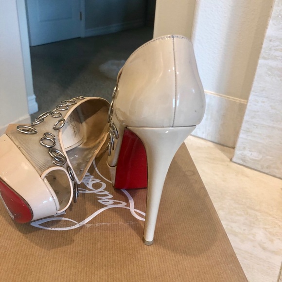 Christian Louboutin ladies shoes - Picture 4 of 5